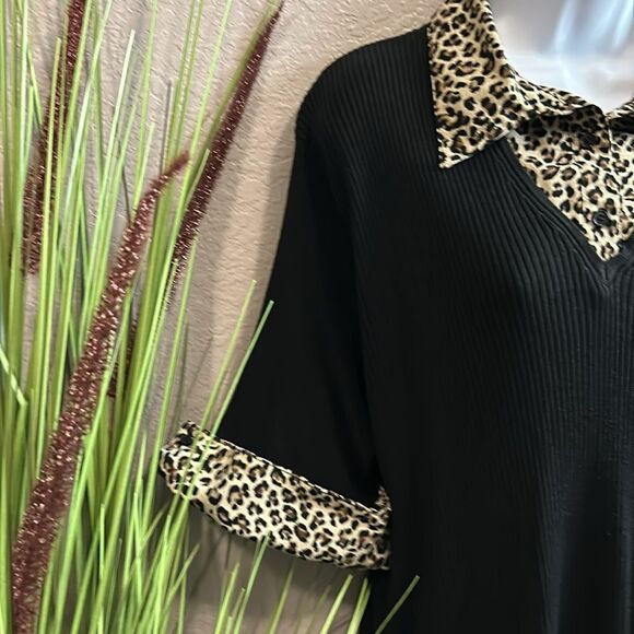 #134 Fiorlini international, animal print woven sweater size 22/24 - Picture 4 of 7